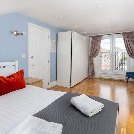 Air Host & Stay - Rockfield House - Sleeps 8 Liverpool Exteriér fotografie