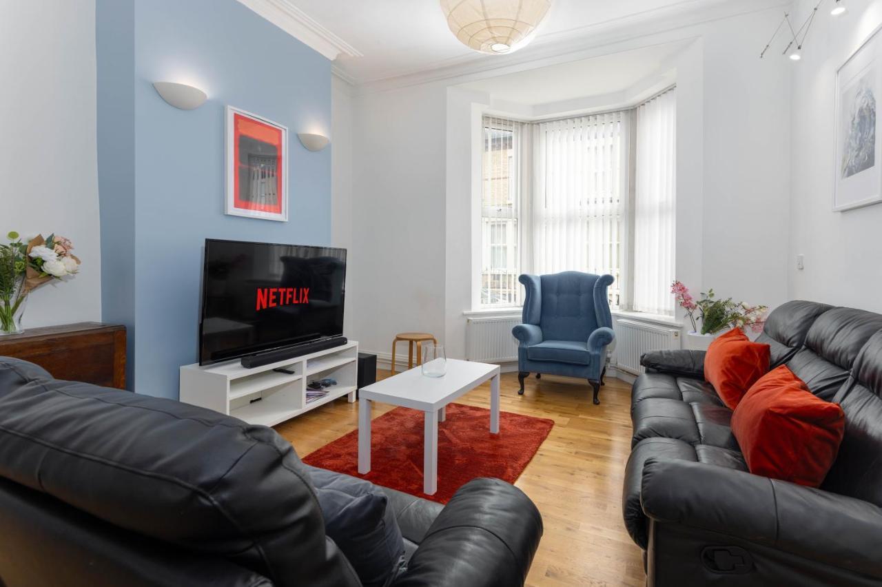 Air Host & Stay - Rockfield House - Sleeps 8 Liverpool Exteriér fotografie