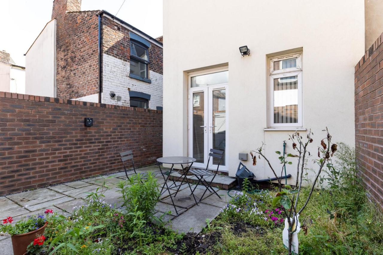 Air Host & Stay - Rockfield House - Sleeps 8 Liverpool Exteriér fotografie