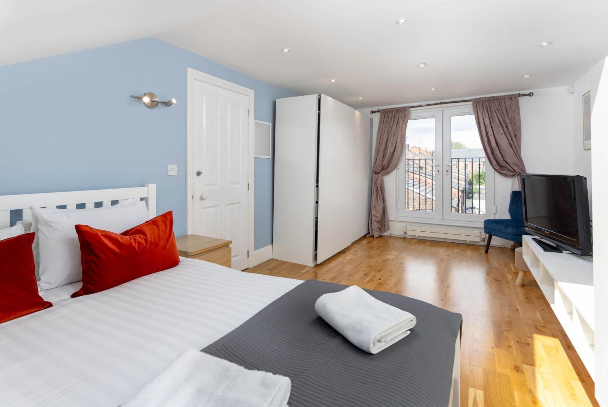 Air Host & Stay - Rockfield House - Sleeps 8 Liverpool Exteriér fotografie